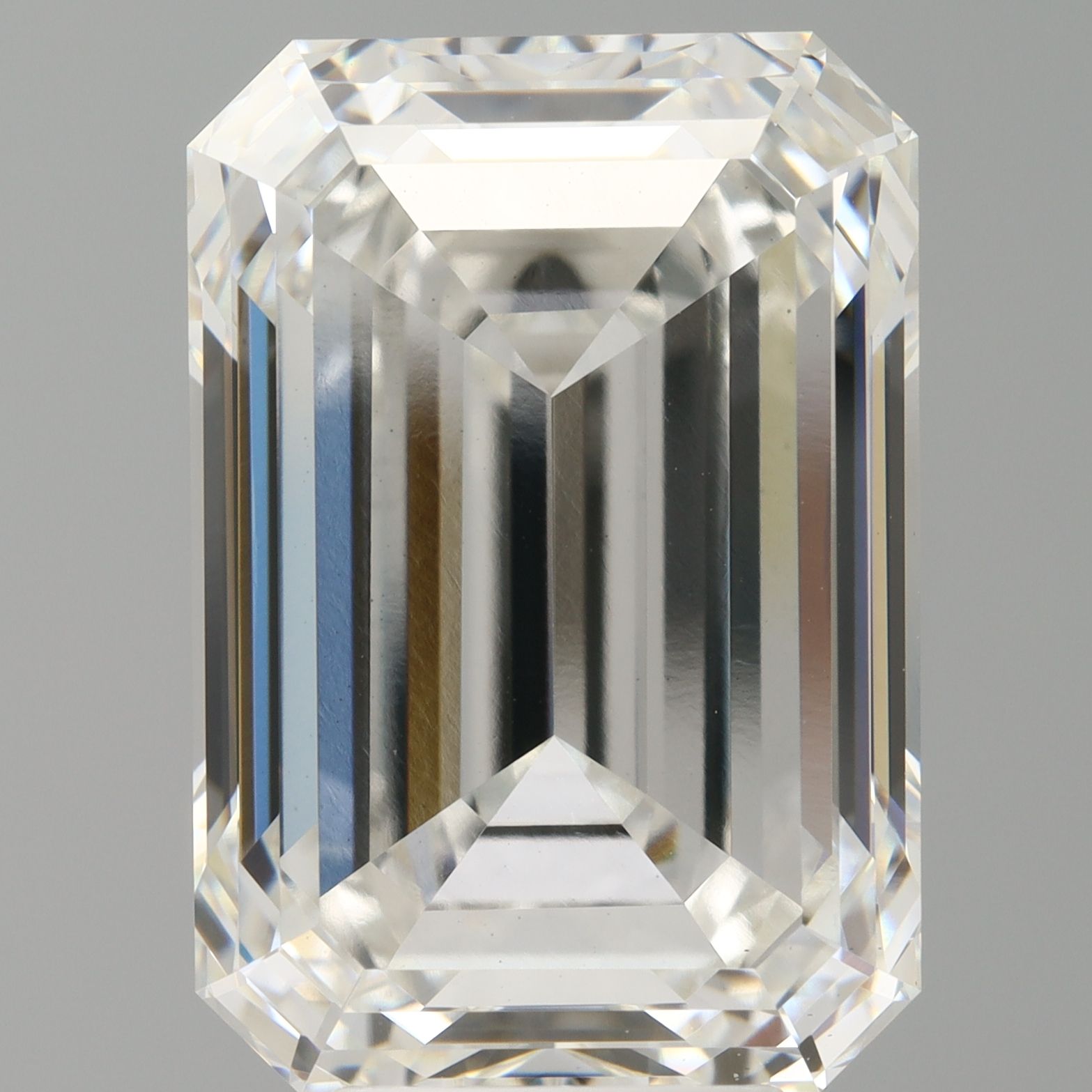 8.53 ct. emerald Lab Grown Diamond front image