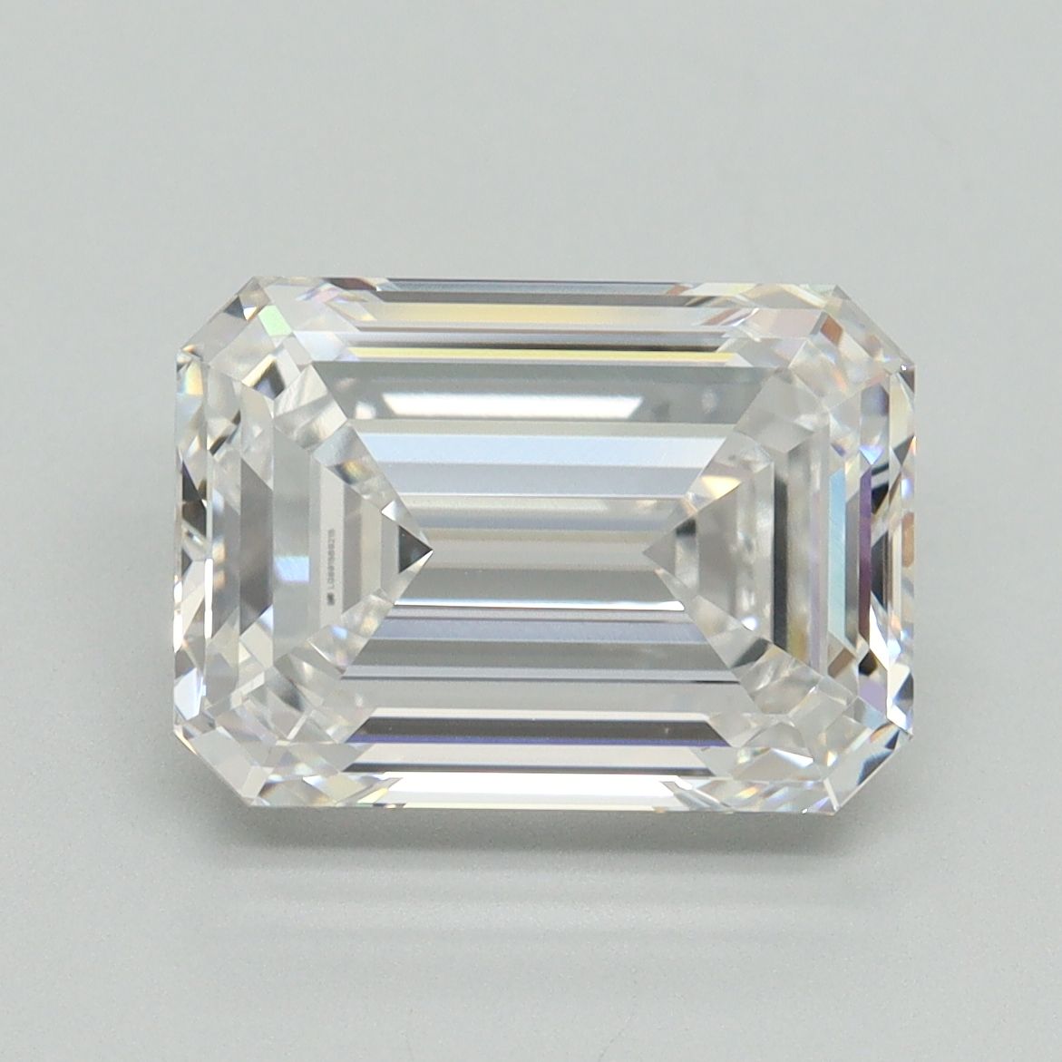 4.53 ct. emerald Lab Grown Diamond front image