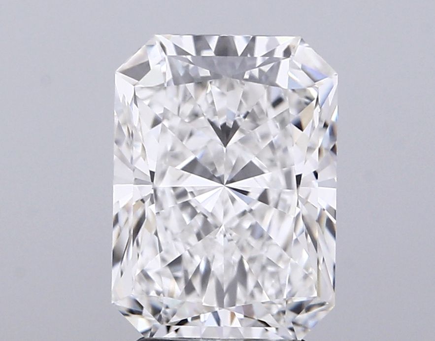 3.09 ct. radiant Lab Grown Diamond front image