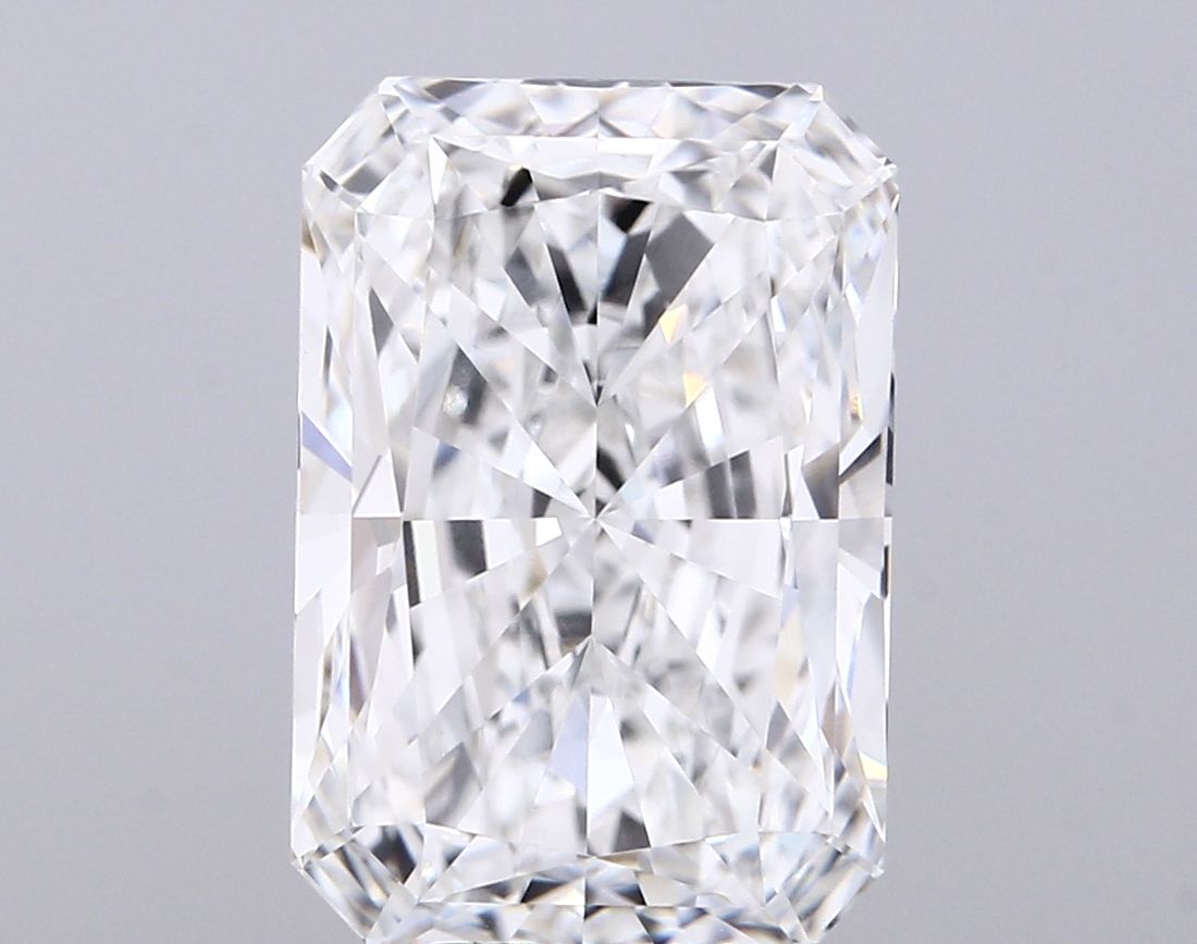 6.09 ct. radiant Lab Grown Diamond front image