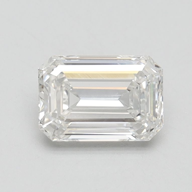 0.90 ct Emerald diamond
