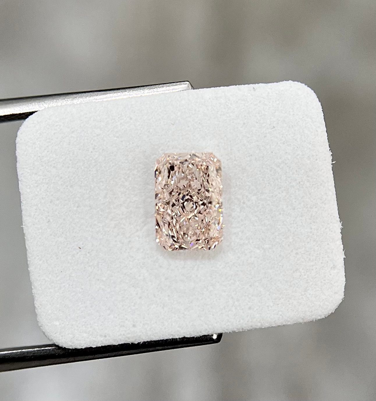 1.52 ct Radiant diamond