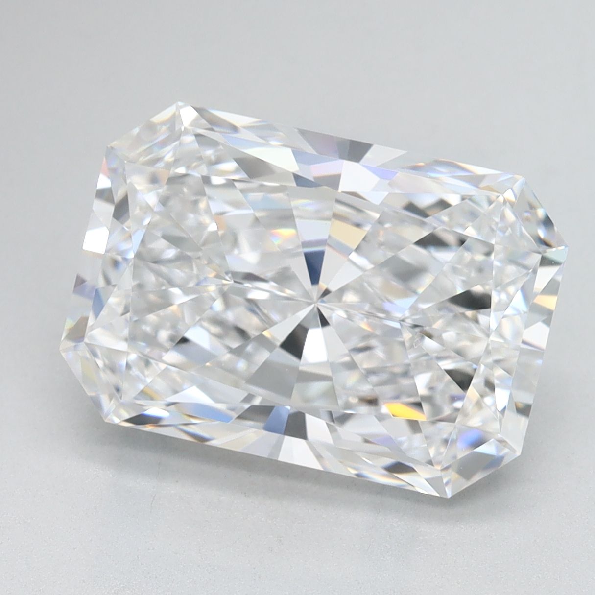 4.09 ct. radiant Lab Grown Diamond front image