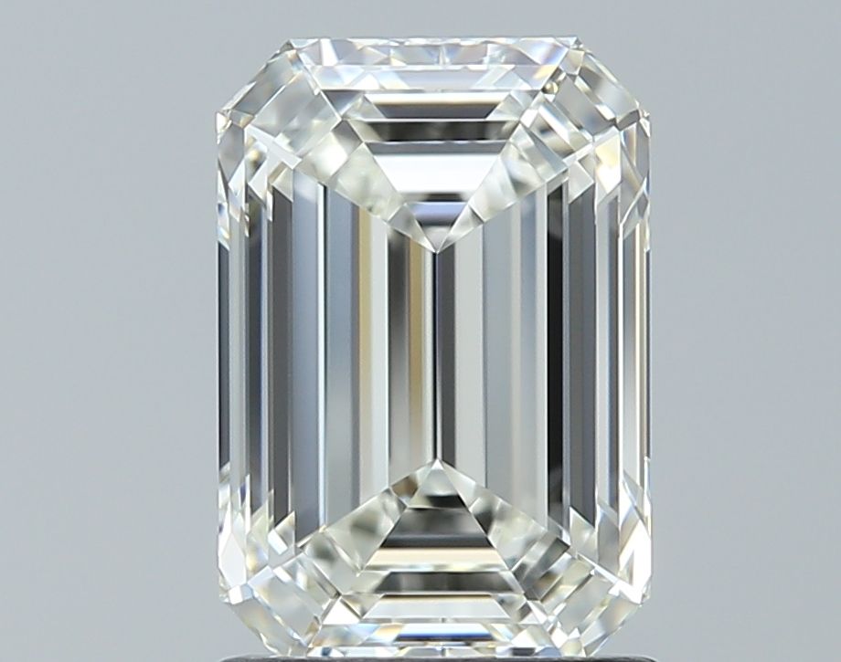 1.81 ct Emerald diamond