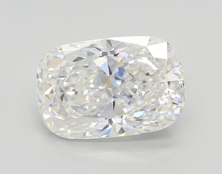 1.5 ct lab-grown Cushion modified Diamond