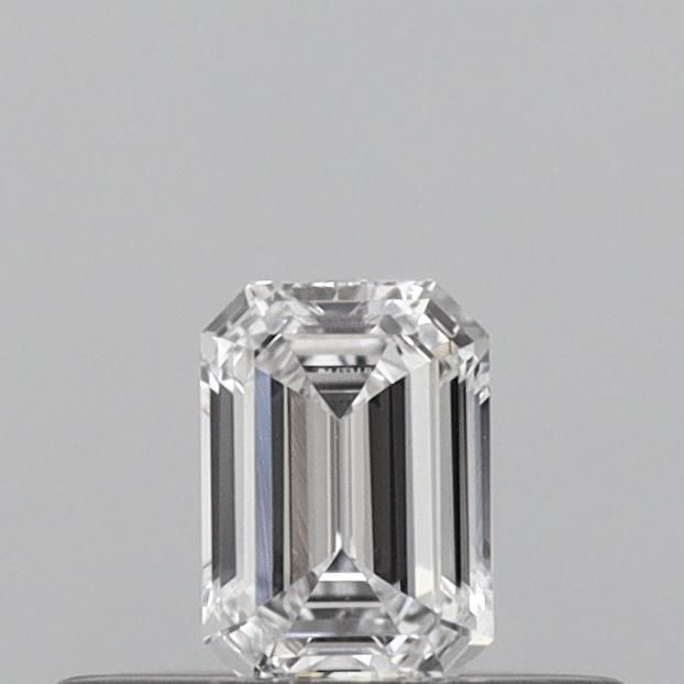 0.21ct Emerald diamond