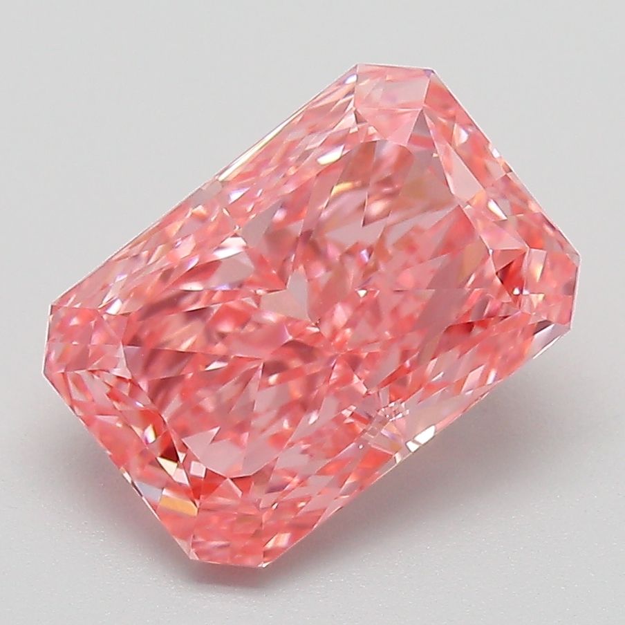 3.02 ct Radiant diamond