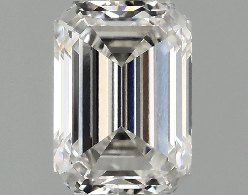 1.06 ct. emerald Lab Grown Diamond front image