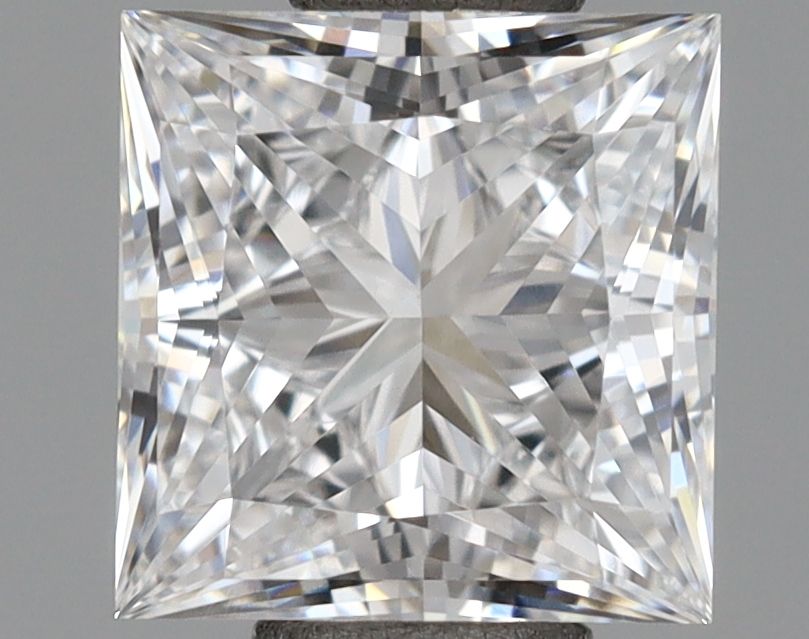 1.03 ct lab-grown Princess Diamond