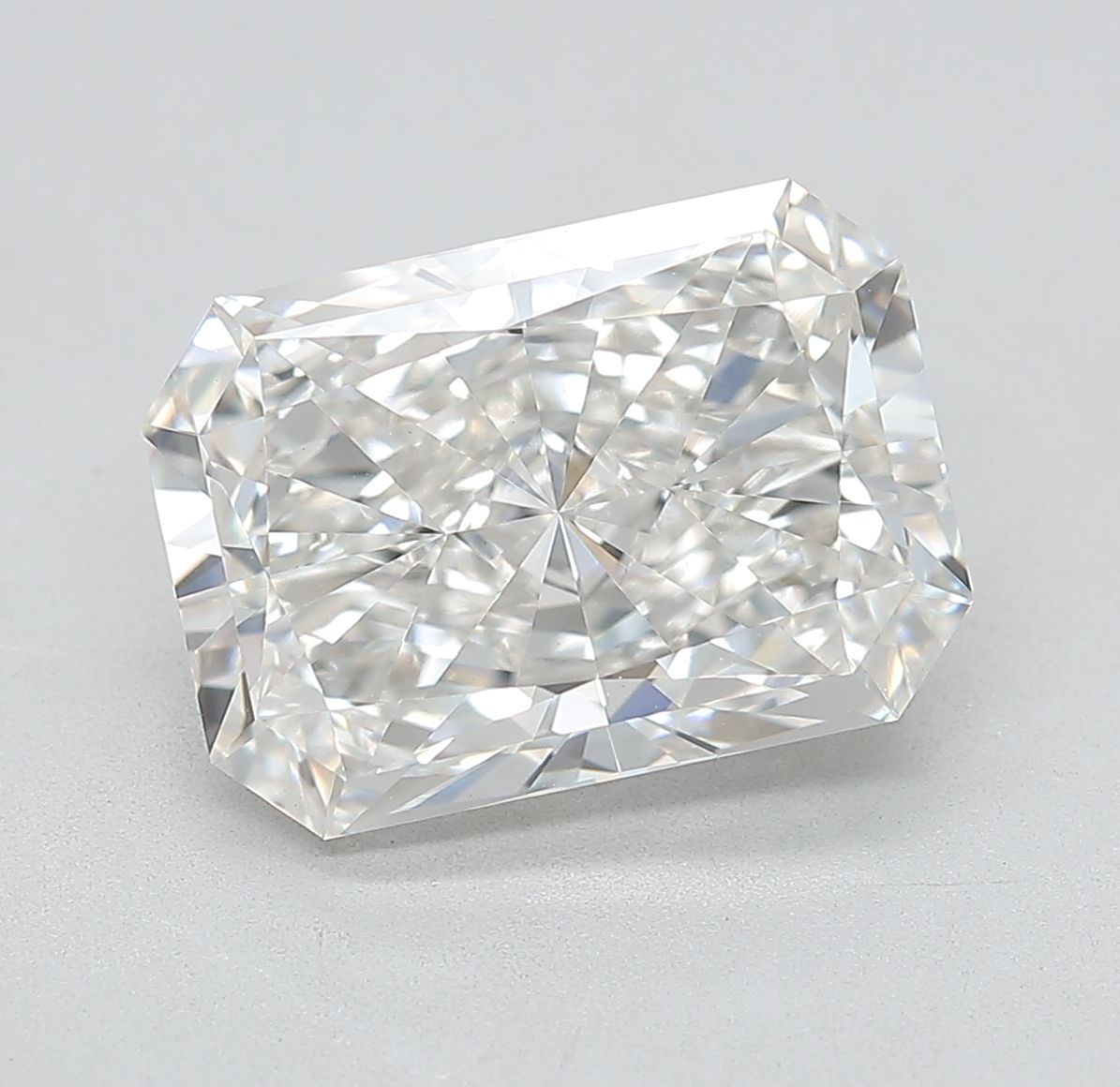 4.08 ct. radiant Lab Grown Diamond front image
