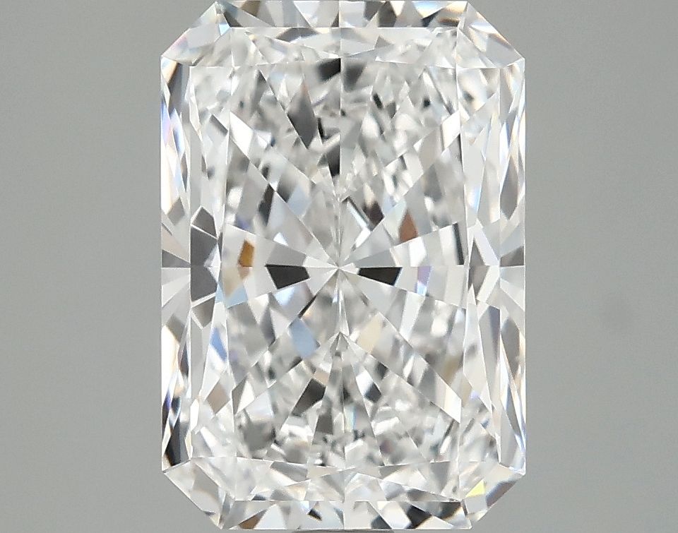 2.55 ct. radiant Lab Grown Diamond front image