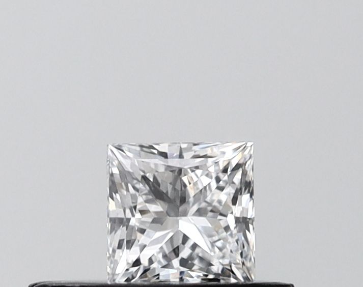 0.32 ct lab-grown Princess Diamond