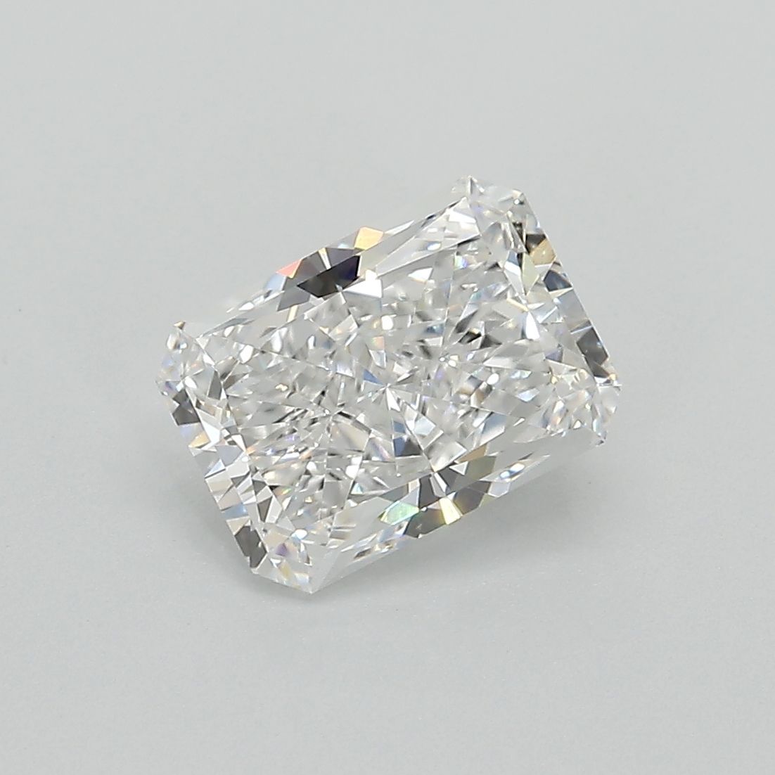 1.14 ct Radiant diamond