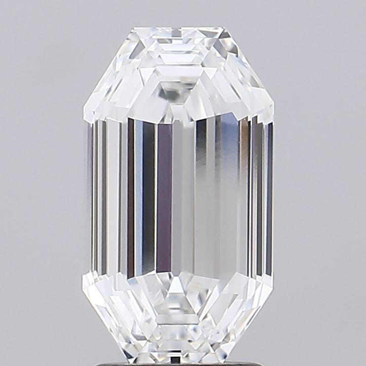 3.37 ct lab-grown Octagonal Diamond