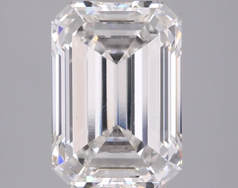 2.56 ct. emerald Lab Grown Diamond front image