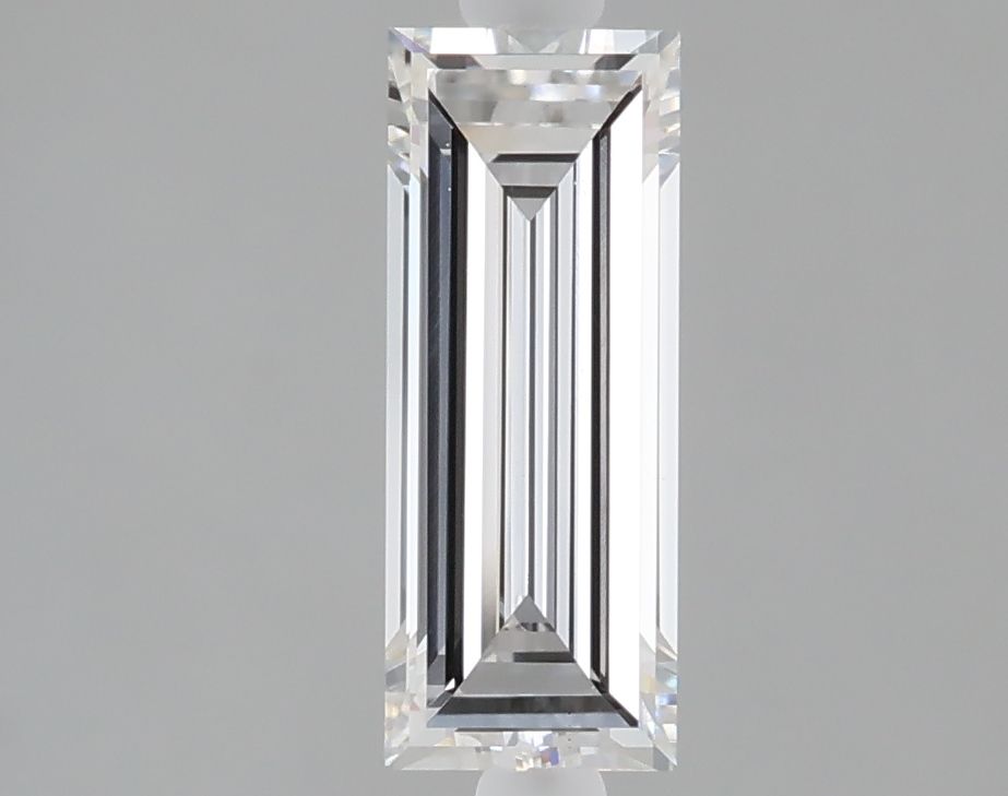 1.04 ct Baguette diamond