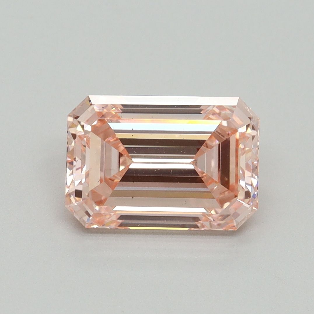 2.10 ct Emerald diamond