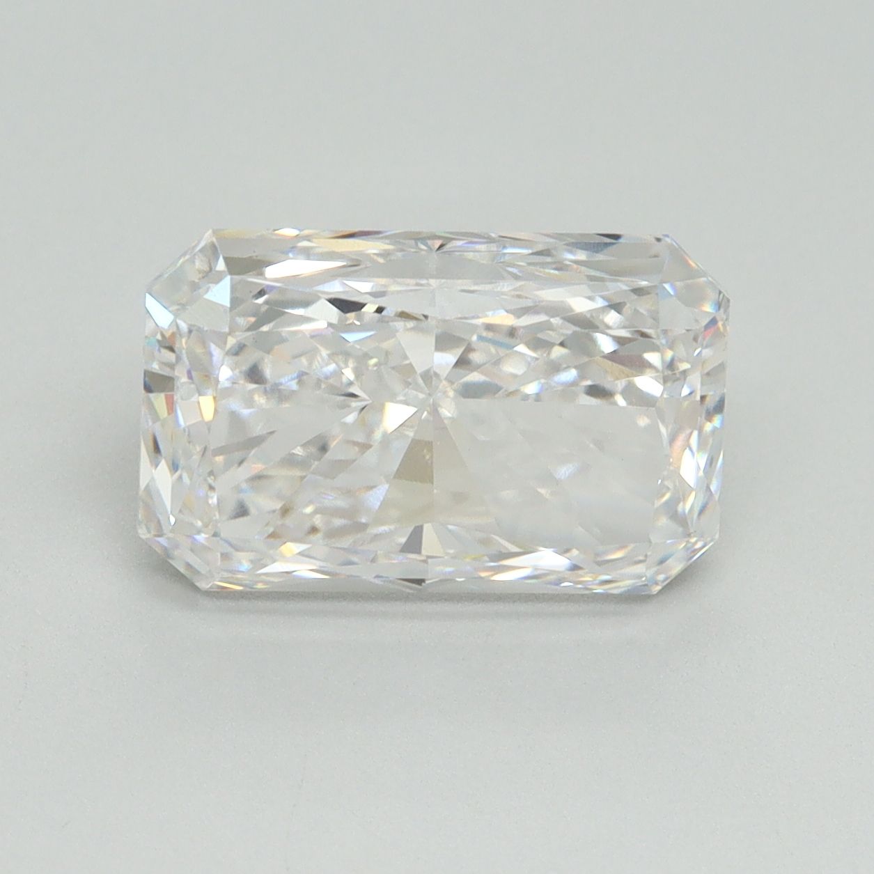 4.09 ct. radiant Lab Grown Diamond front image
