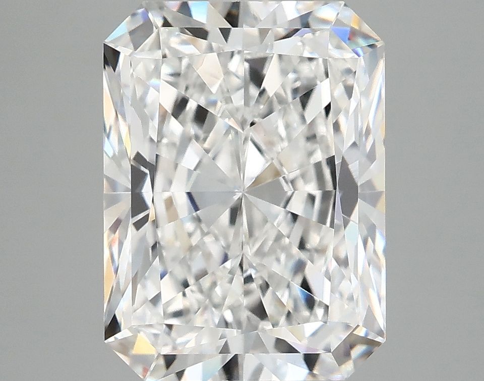 5.05 ct. radiant Lab Grown Diamond front image