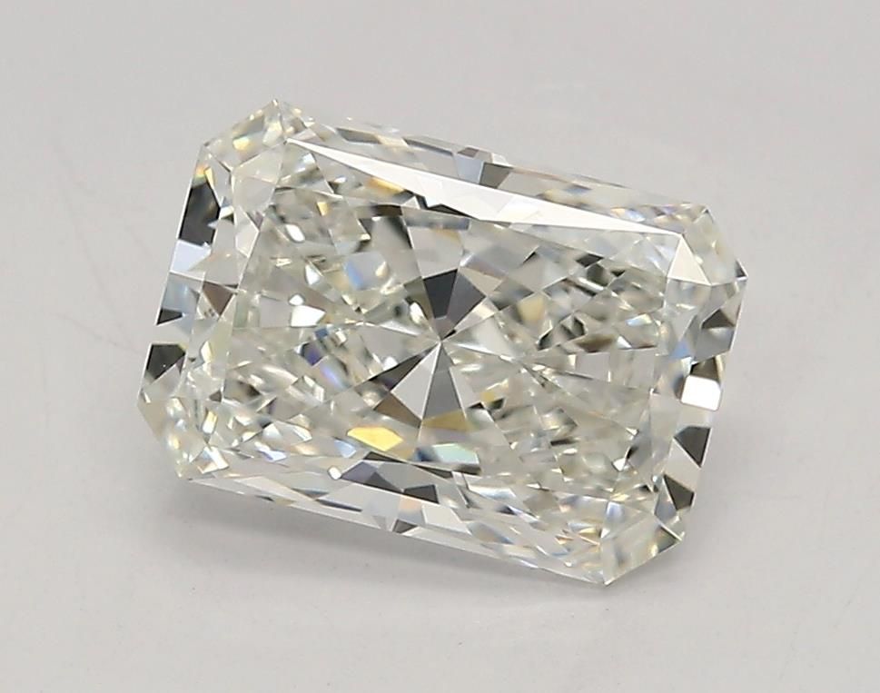 1.57 ct Radiant diamond