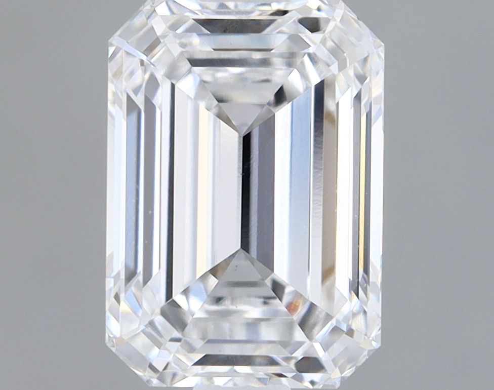 1.10 ct. emerald Lab Grown Diamond front image