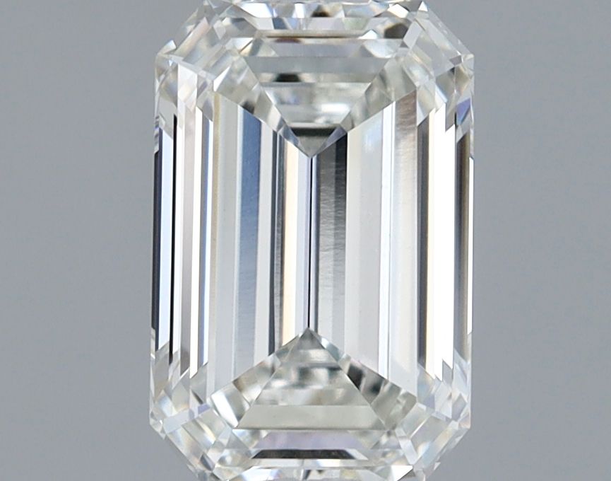 1.10 ct Emerald diamond