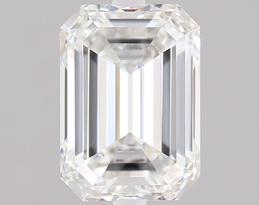 2.01 ct Emerald diamond