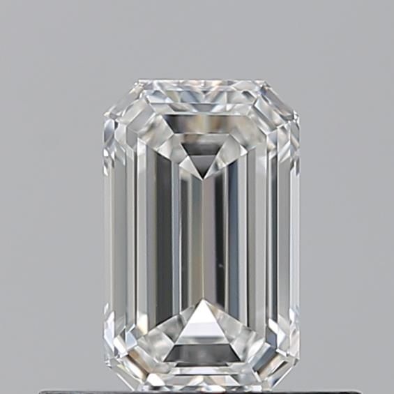 0.51 ct Emerald diamond