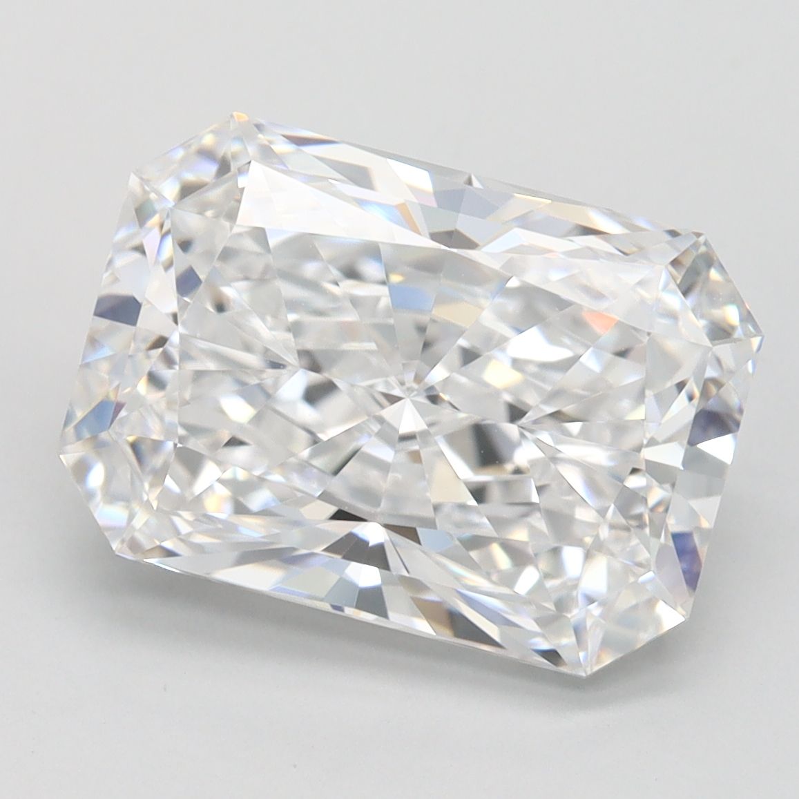3.94 ct. radiant Lab Grown Diamond front image