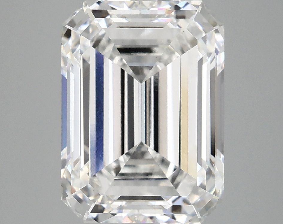 4.63 ct. emerald Lab Grown Diamond front image