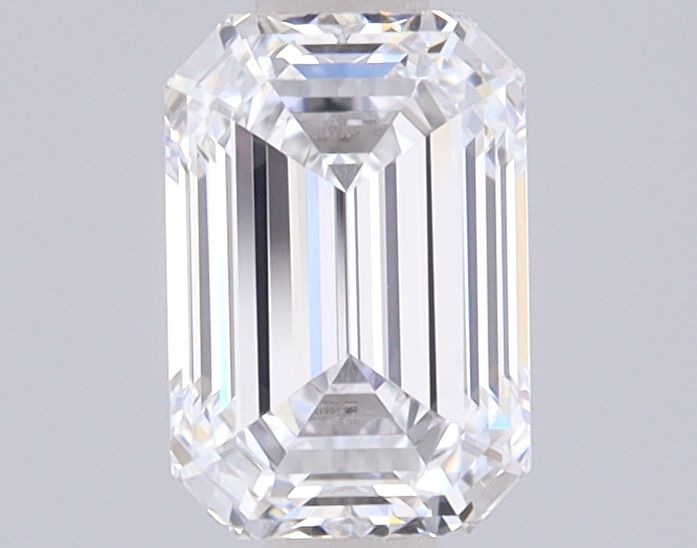 1.04 ct. emerald Lab Grown Diamond front image