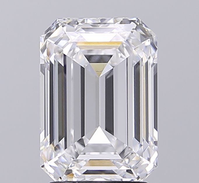 3.04 ct. emerald Lab Grown Diamond front image