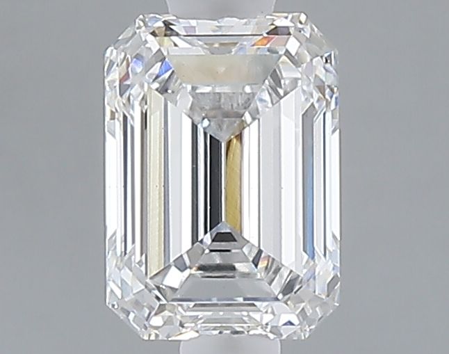 1.05 ct. emerald Lab Grown Diamond front image