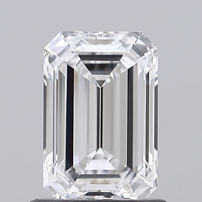 1.02 ct. emerald Lab Grown Diamond front image