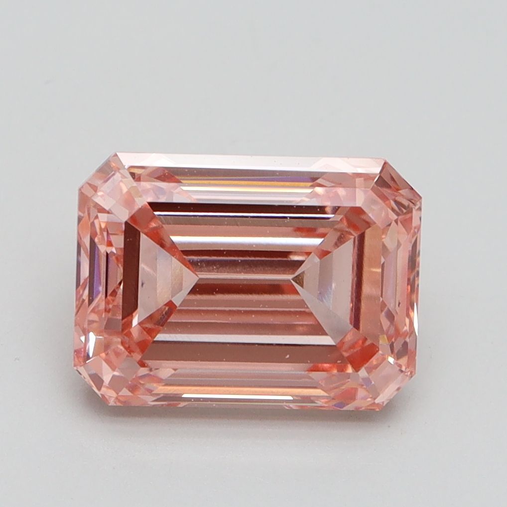 3.02 ct Emerald diamond