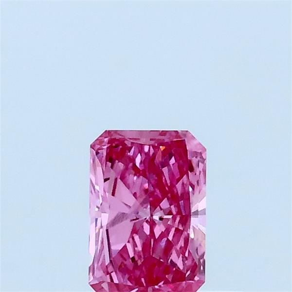 0.31 ct lab-grown Radiant Diamond