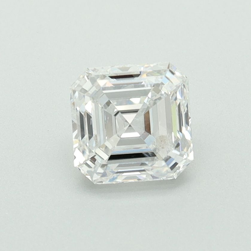 0.9 ct lab-grown Square emerald Diamond