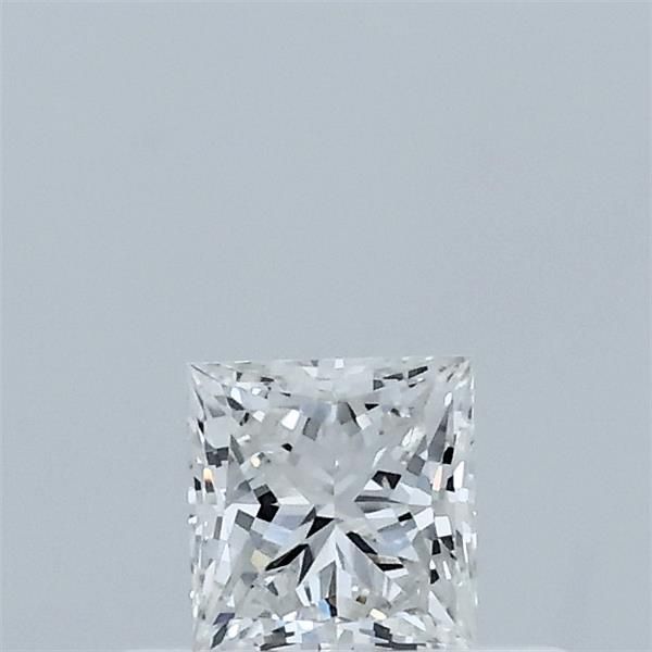 0.32 ct lab-grown Princess Diamond