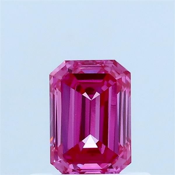 0.56 ct lab-grown Emerald Diamond