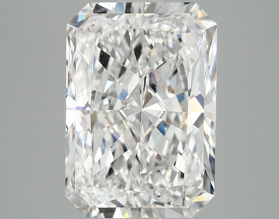 4.04 ct. radiant Lab Grown Diamond front image