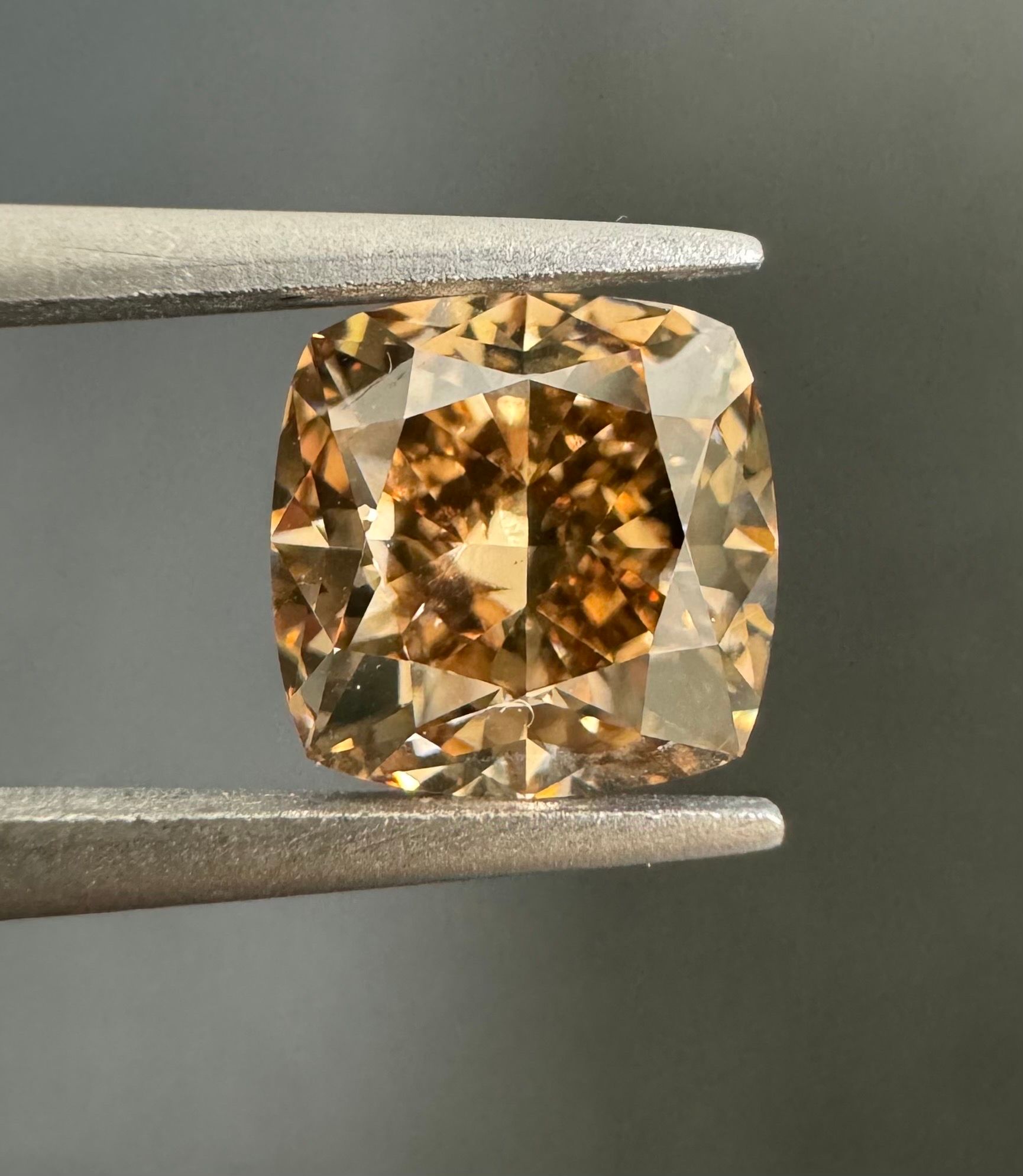 Diament 2.01 ct Fancy Orange Brown/VS2