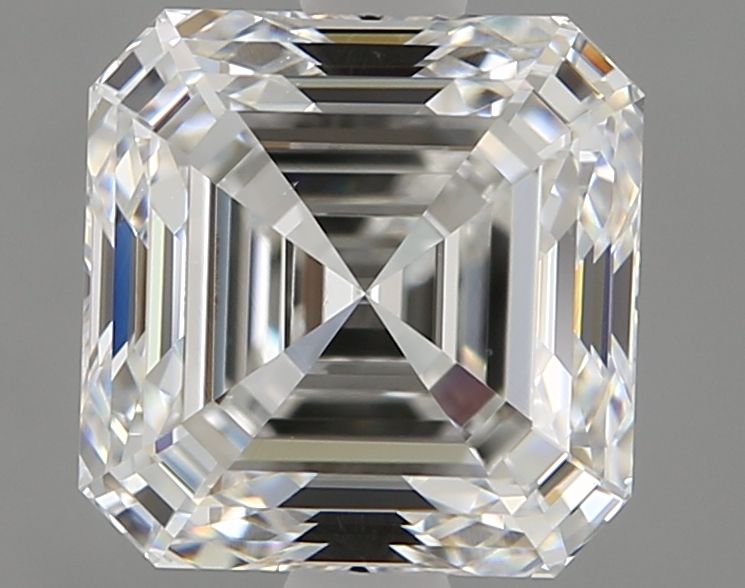 1.90 ct Square Emerald diamond