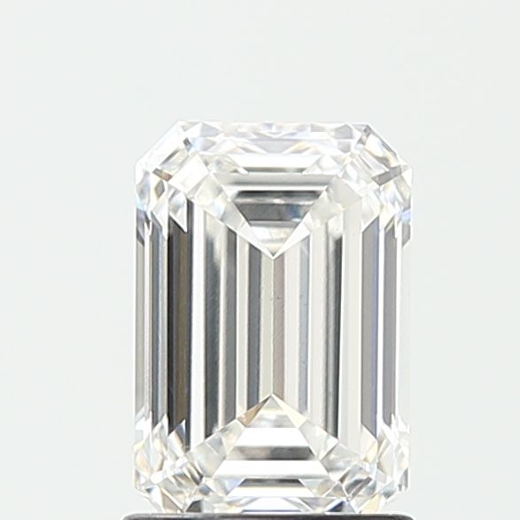 1.60 ct Emerald diamond