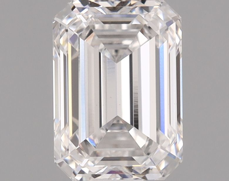 1.06 ct. emerald Lab Grown Diamond front image
