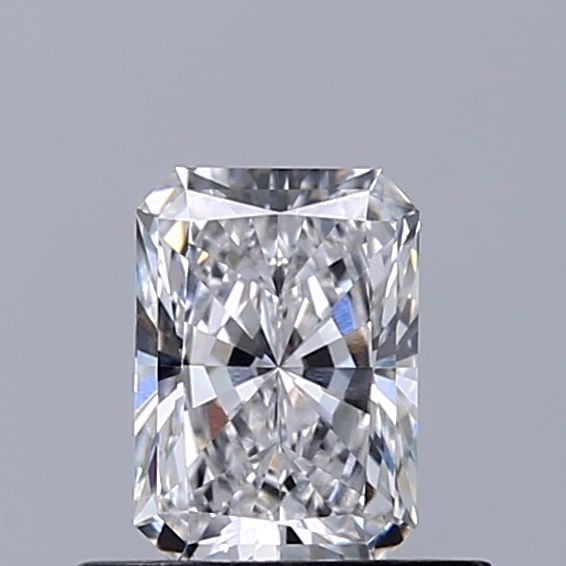 0.53 ct lab-grown Radiant Diamond