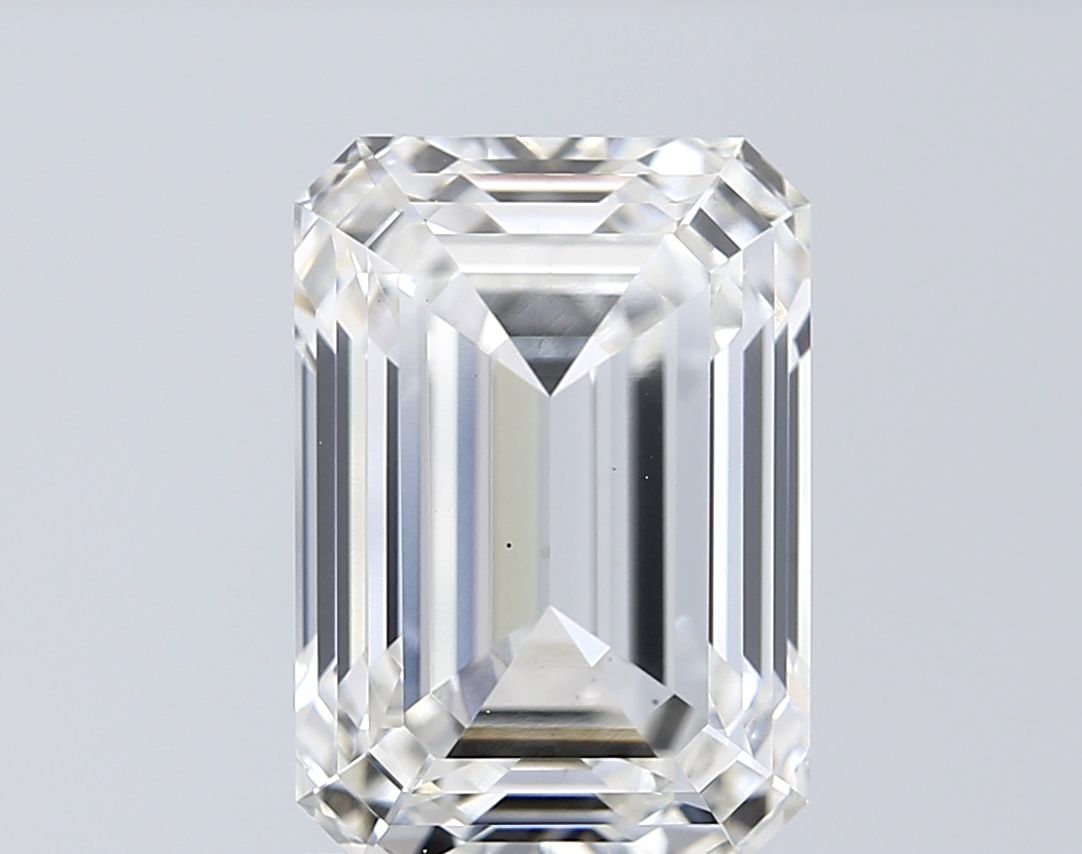 4.05 ct. emerald Lab Grown Diamond front image