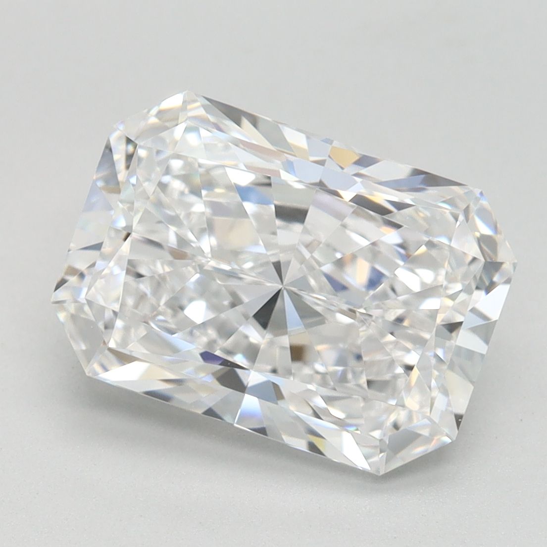 3.02 ct. radiant Lab Grown Diamond front image