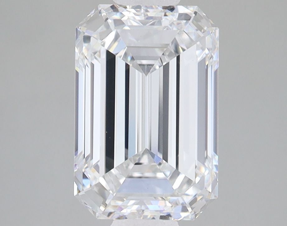 2.54 ct. emerald Lab Grown Diamond front image