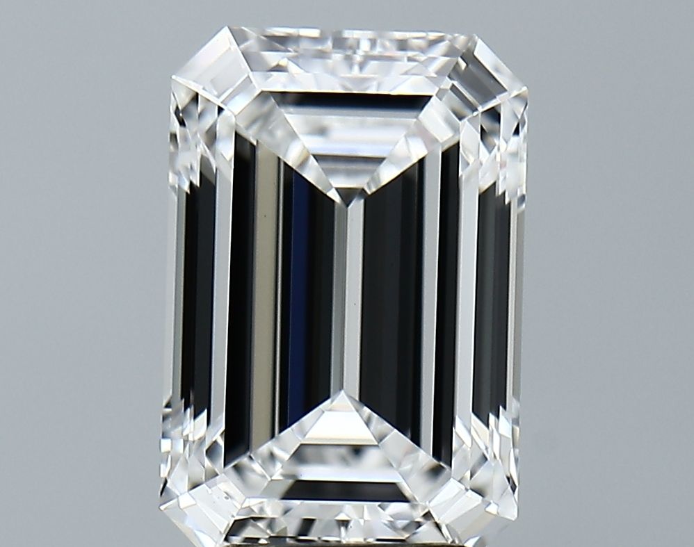 4.17 ct. emerald Lab Grown Diamond front image