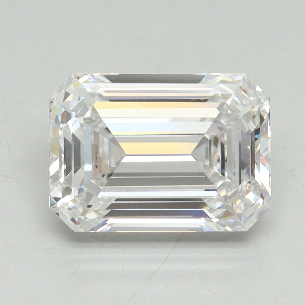 3.20 ct. emerald Lab Grown Diamond front image